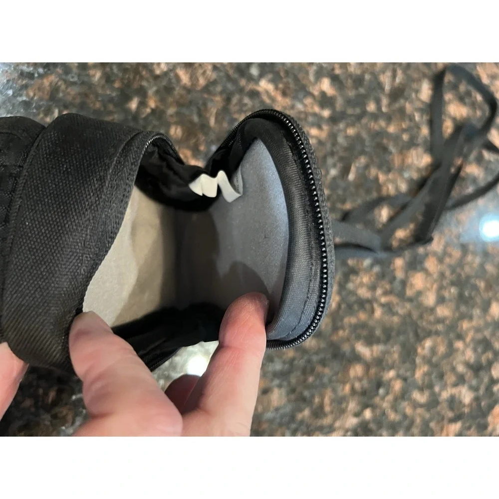 Lowepro Black Digital Camera Case With Strap 3 Pouches